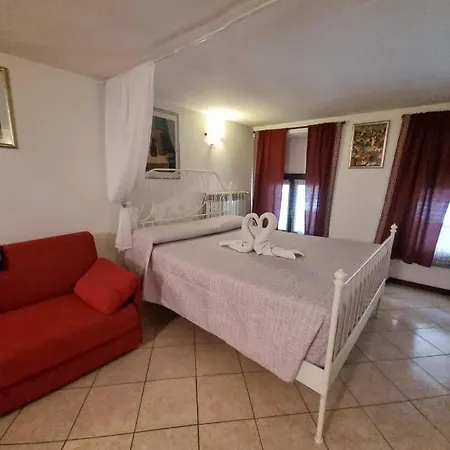 Monolocale In Via Pedonale *