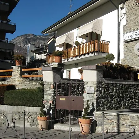 Monolocale In Via Pedonale Апартаменты Сент-Винсент