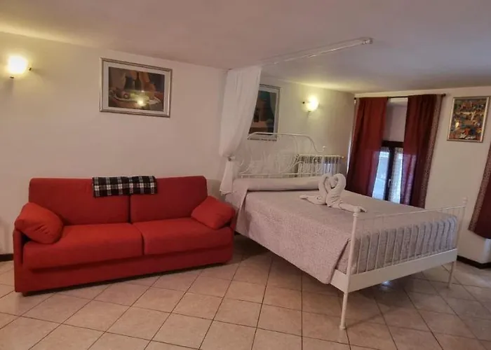 Monolocale In Via Pedonale Saint-Vincent